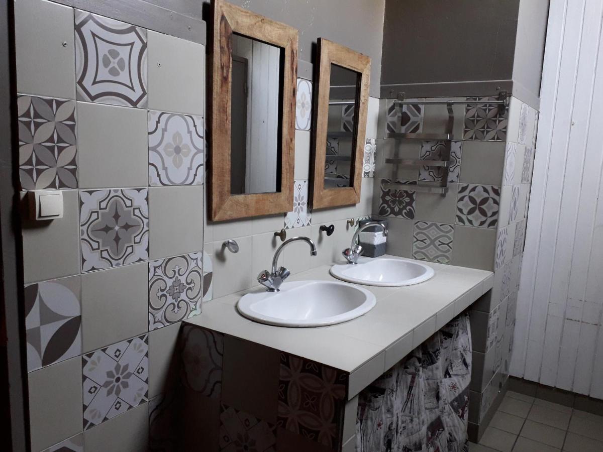 Les Pinees Otel Chateauroux-les-Alpes Dış mekan fotoğraf